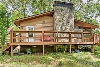 34 Clover Ln, Murphy, NC 28906