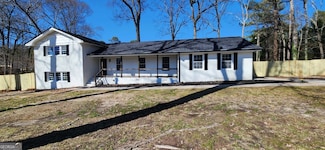1390 White Oak St SE, Conyers, GA 30013