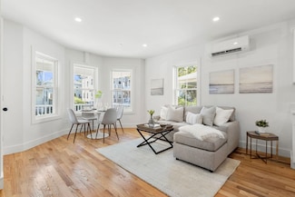 3 Wisteria St Unit 2, Salem, MA 01970