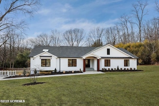 23 Cormorant Dr, Middletown, NJ 07748