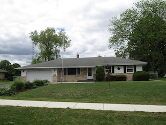 2374 S Park Ave, Beloit, WI 53511