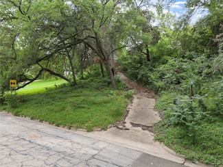2717 N 42nd St, Waco, TX 76710