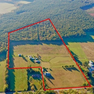 619 Spring Grove Rd, Spring Grove, VA 23881