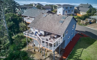 151 NW 73rd Ct, Newport, OR 97365