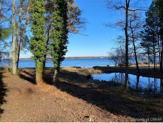 1020 Queenstown Rd, Lancaster, VA 22503