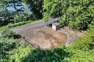 301 E Shorecrest Dr, Shelton, WA 98584