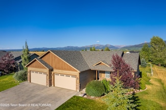 917 Booshway St, Driggs, ID 83422