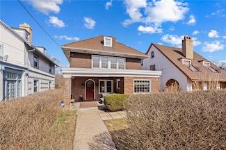 6557 Darlington Rd, Pittsburgh, PA 15217