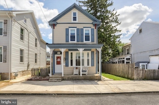 26 E Keller St, Mechanicsburg, PA 17055