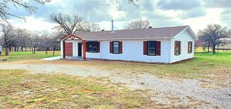 277623 E 1790 Rd, Comanche, OK 73529