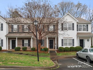 4070 Glenlea Commons Dr, Charlotte, NC 28216