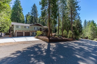 4381 Park Woods Dr, Pollock Pines, CA 95726