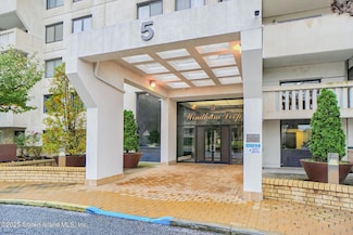 5 Windham Loop Unit 1G, Staten Island, NY 10314