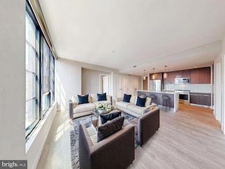 930 Rose Ave Unit 1101, North Bethesda, MD 20852
