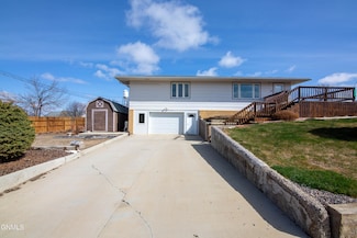 312 E 3rd St, Mott, ND 58646