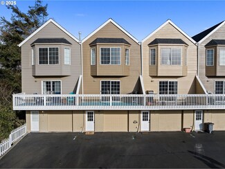 1581 Whispering Pines Dr Unit 7, Seaside, OR 97138