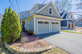 66 Valleyfield St, Lexington, MA 02421
