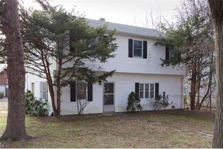 30 Caldon Path, Newton Center, MA 02459