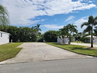 5761 Pathwood Ct, Fort Myers, FL 33905