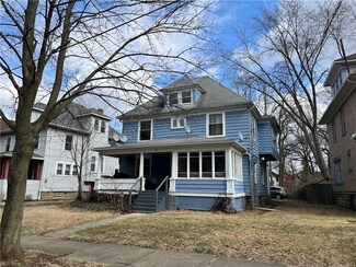 93 Oakdale Ave, Akron, OH 44302
