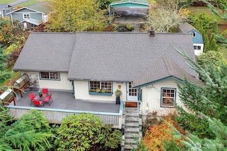 18509 1st Ave NE, Suquamish, WA 98392