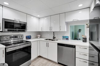 3909 N Ocean Blvd Unit 302, Fort Lauderdale, FL 33308