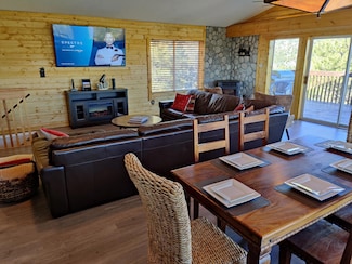 1510 W Elk Ridge Dr, Alton, UT 84710