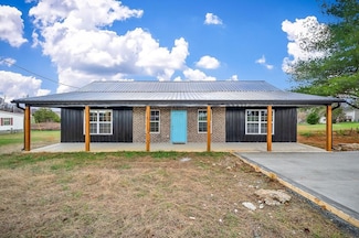 120 Joshua Rd, Cookeville, TN 38501