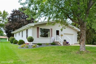 467 Alley St, Mayville, WI 53050