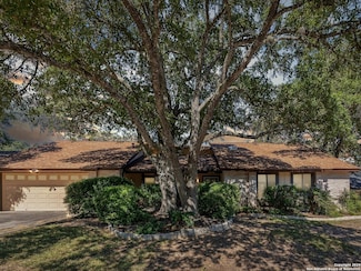 8547 Athenian Dr, Universal City, TX 78148