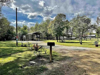 350 Barge View Ln, Adamsville, TN 38310