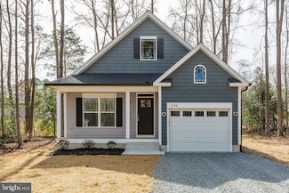 134 Woodbine Dr, Colonial Beach, VA 22443