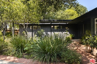 8427 Oswego St, Sunland, CA 91040