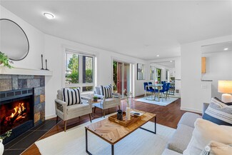 15132 NE 82nd St Unit 101, Redmond, WA 98052