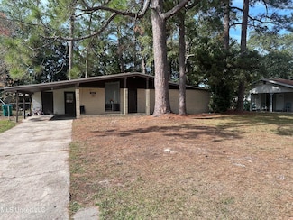 4003 Emerson St, Pascagoula, MS 39581