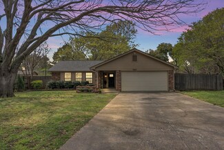 707 Clover Ct, Keller, TX 76248