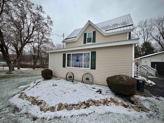 19 Caroline St, Madrid, NY 13660