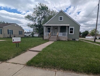 13181 Peach St, Southgate, MI 48195