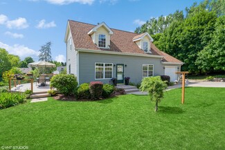561 Park Ave, Twin Lakes, WI 53181