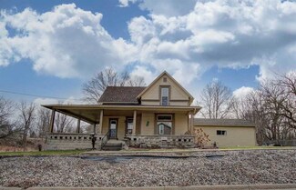 7615 S State Road 3, South Milford, IN 46786