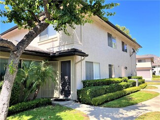 2020 Avenida Vista Delmonte Unit 3, Simi Valley, CA 93063