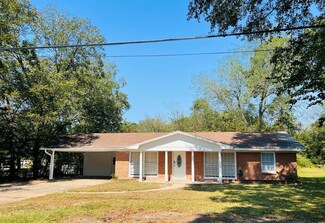 910 Russell Ave, Lufkin, TX 75904