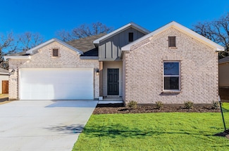 119 Kylie Dr, Cleburne, TX 76501