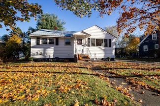 326 14th St, Bangor, ME 04401