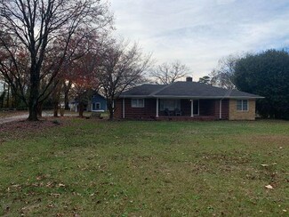 3023 N Blackstock Rd, Spartanburg, SC 29301