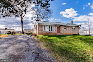 100 B St, Carlisle, PA 17013