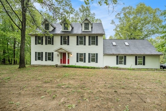 36862 49th Ave, Paw Paw, MI 49079