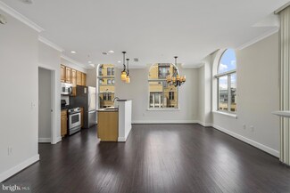 1205 N Garfield St Unit PH8, Arlington, VA 22201