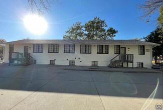 1225 Bertrand St, Manhattan, KS 66502