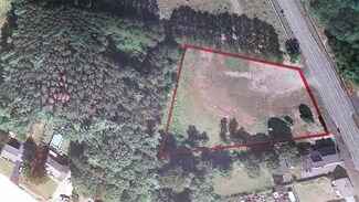 95 Village St, Concord, NH 03303